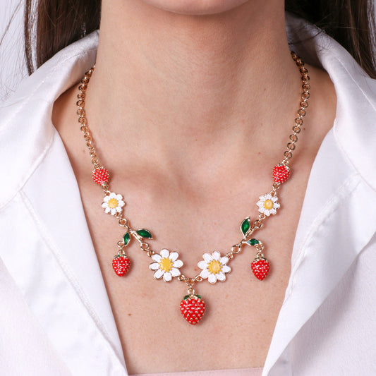 Collana in Metallo girocollo con fragola e margerite pendenti