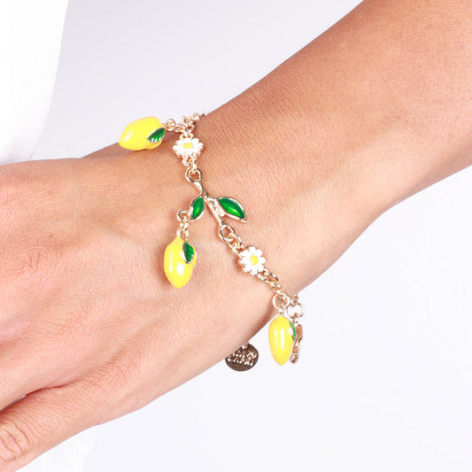 Metal bracelet with lemons